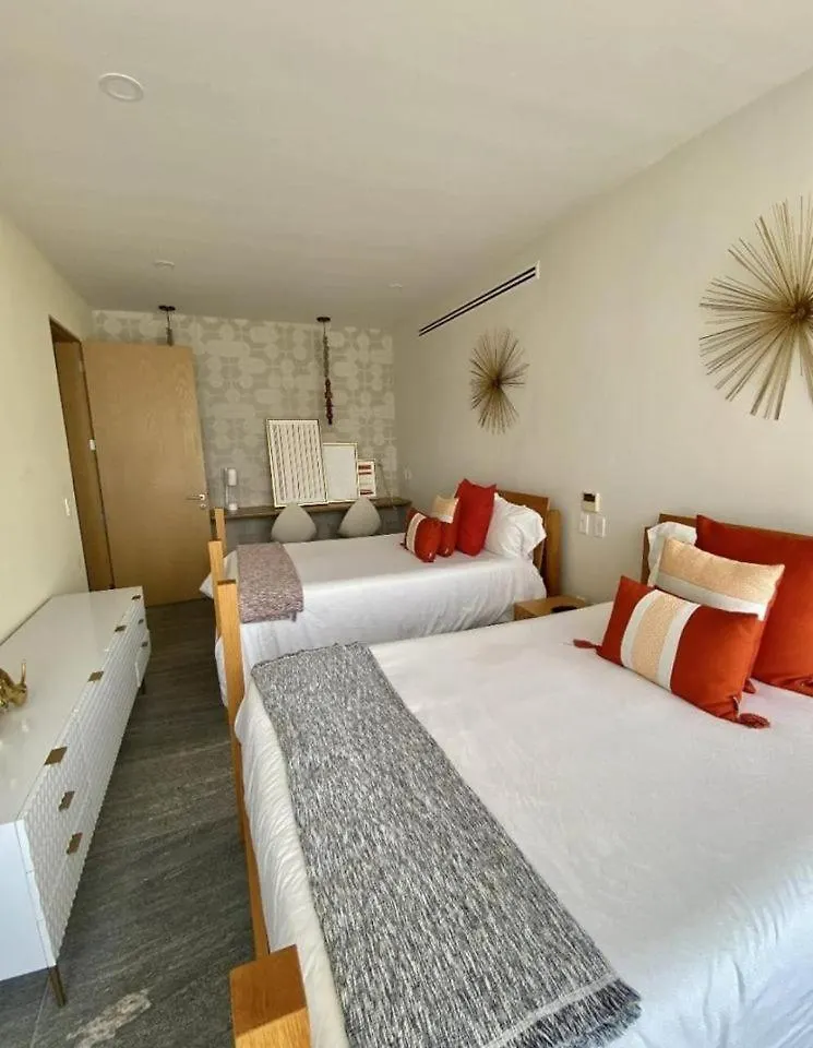 Hermoso Departamento En Puerto Cancun Mexico