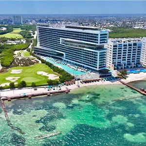 Dreams Vista Golf & Cancún